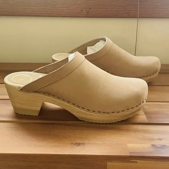 No. 6 Old School Clog on Mid Heel in Bone Size 39 - Picture 2 of 6